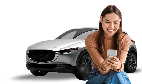 mujer cotizando seguro en qualitas